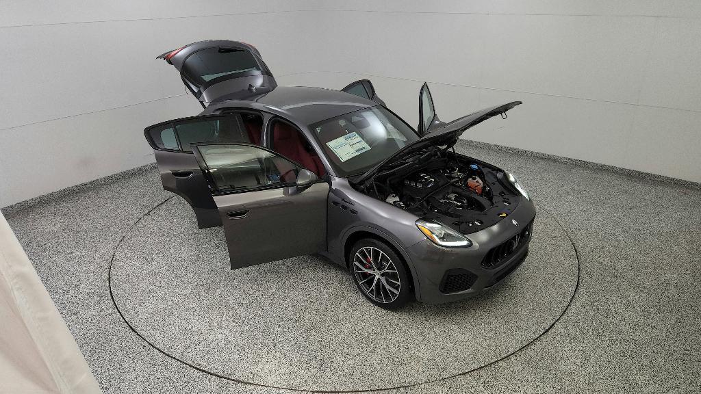 new 2026 Maserati Grecale car, priced at $90,795