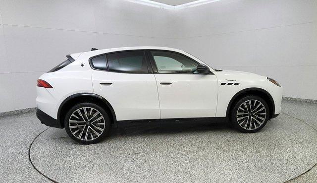 new 2025 Maserati Grecale car, priced at $94,315