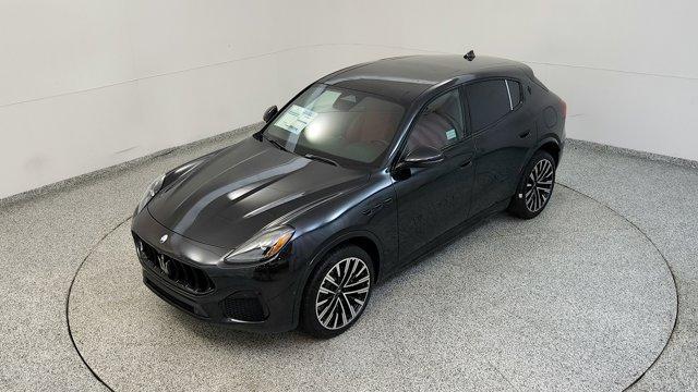 new 2025 Maserati Grecale car, priced at $95,465
