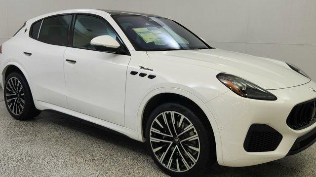new 2025 Maserati Grecale car, priced at $89,805