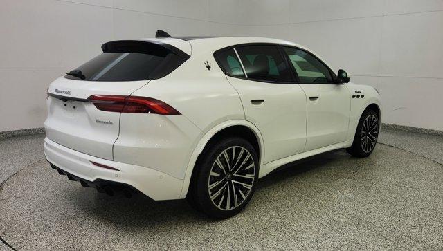 new 2025 Maserati Grecale car, priced at $89,805