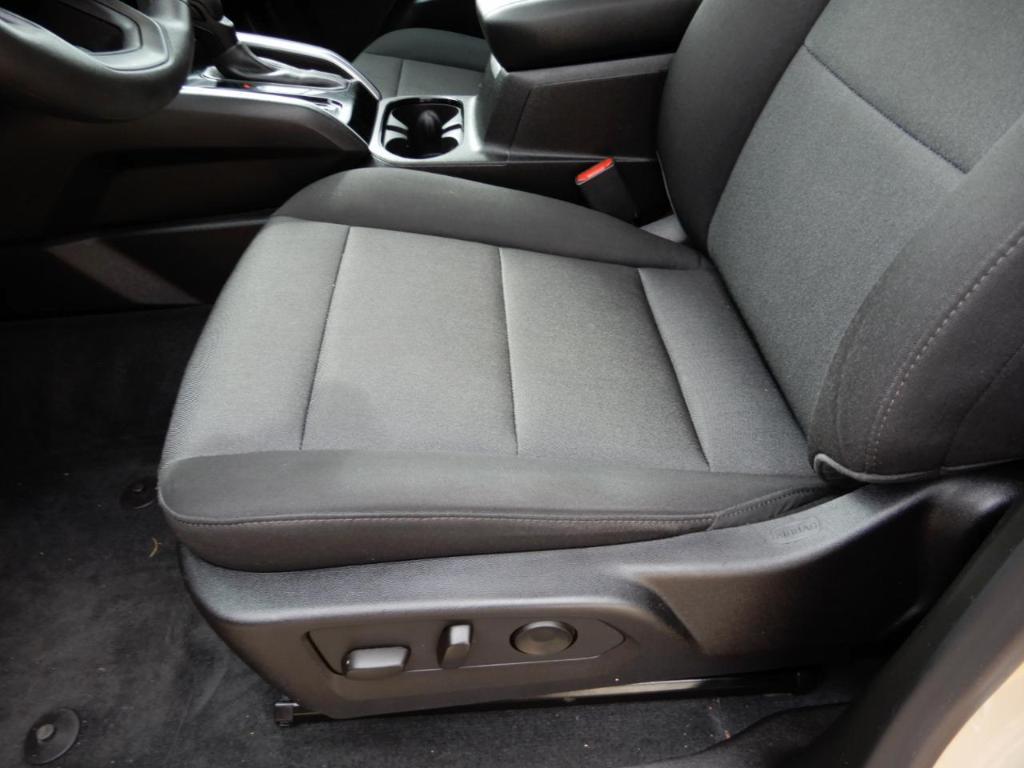 used 2023 Chevrolet Colorado car, priced at $24,998