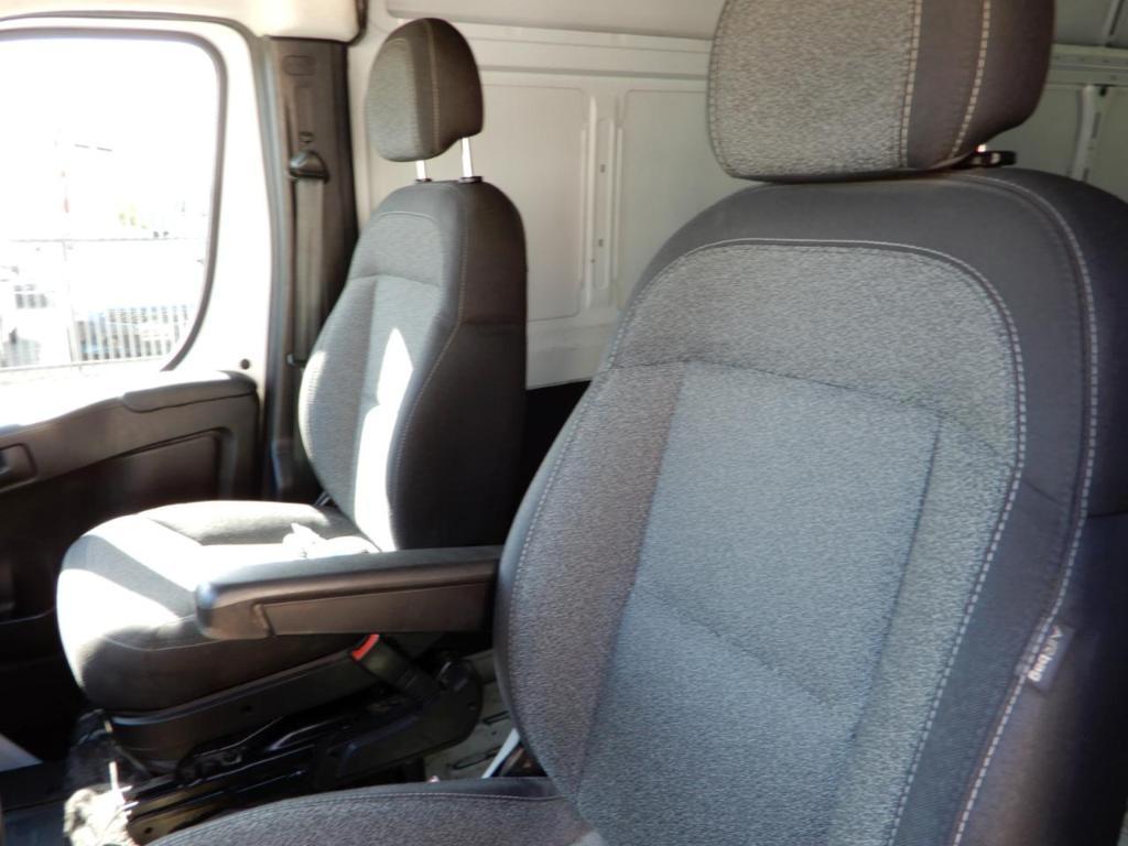 used 2023 Ram ProMaster 2500 car, priced at $28,998