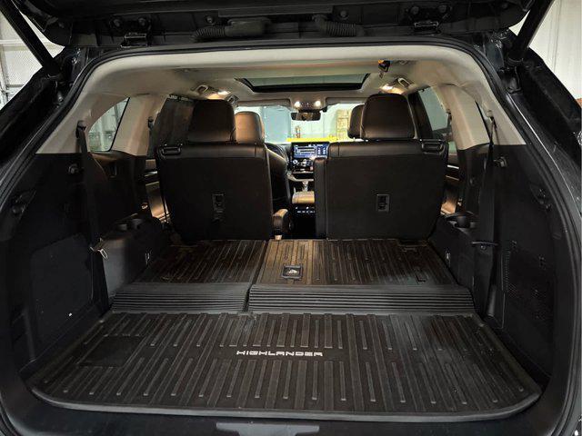 used 2022 Toyota Highlander car, priced at $38,990