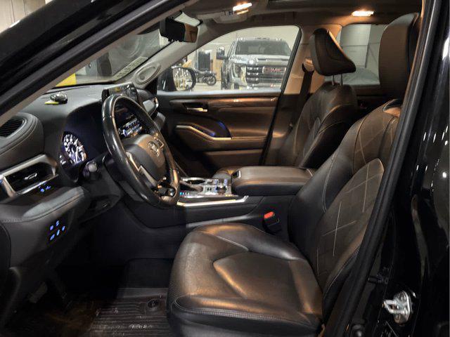 used 2022 Toyota Highlander car, priced at $38,990