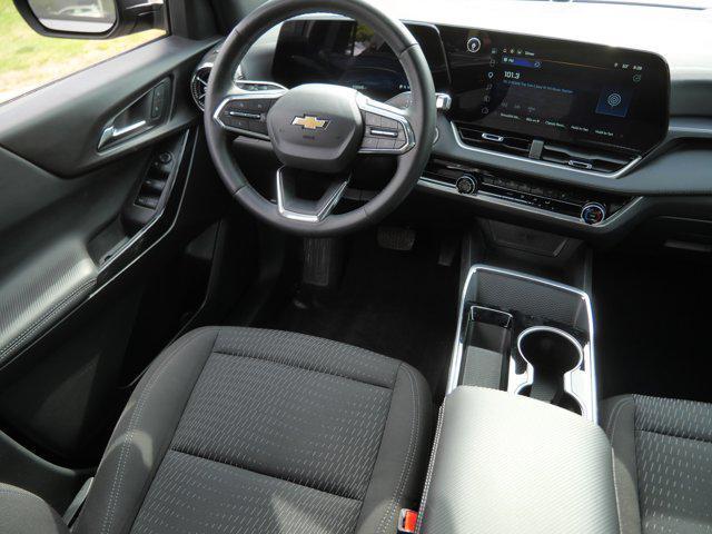used 2025 Chevrolet Equinox car, priced at $26,340