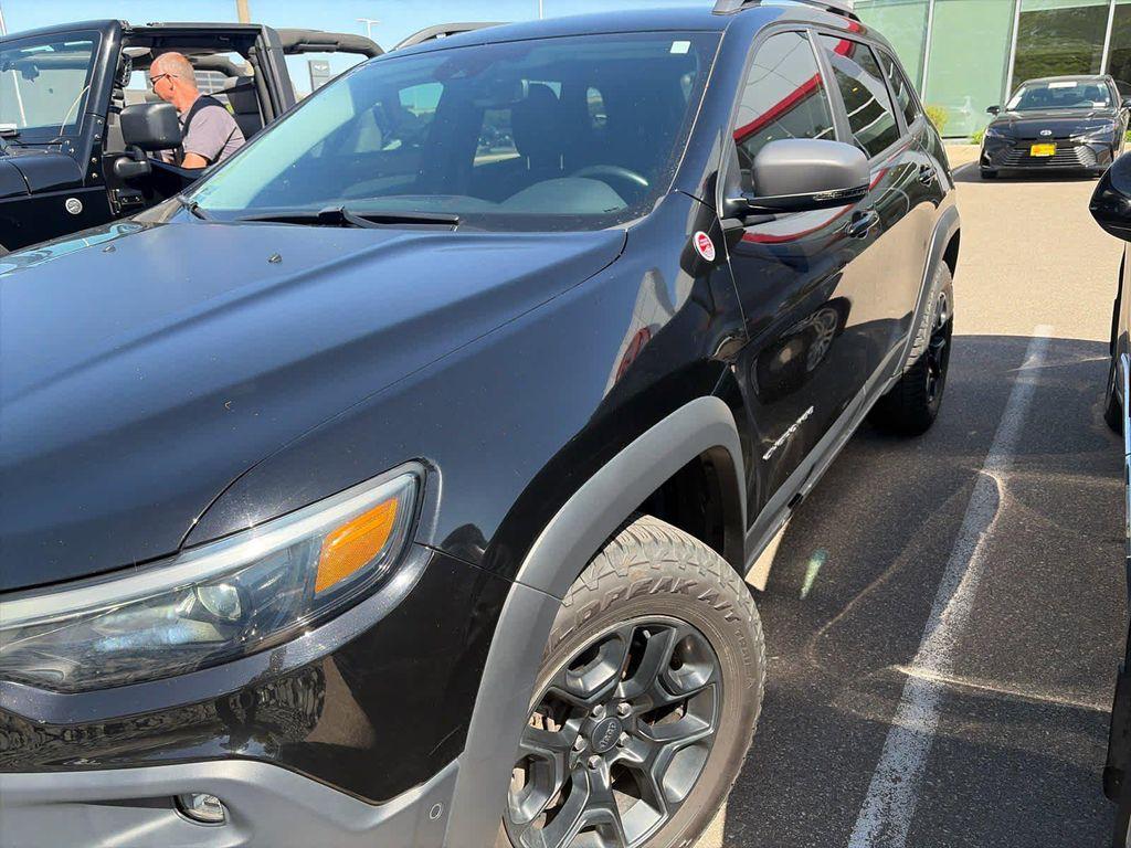 used 2019 Jeep Cherokee car, priced at $18,850