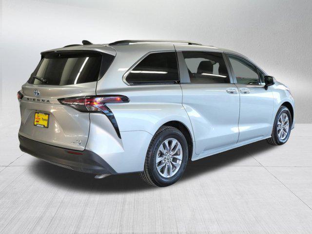 used 2024 Toyota Sienna car, priced at $36,985