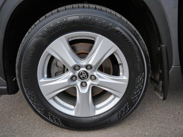 used 2021 Toyota Highlander car, priced at $31,000