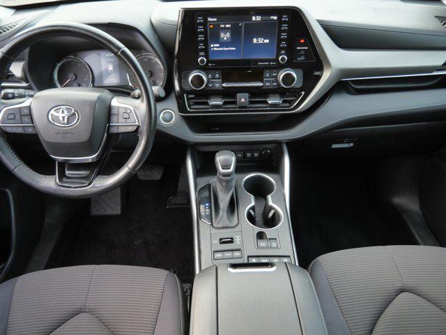 used 2021 Toyota Highlander car, priced at $31,000