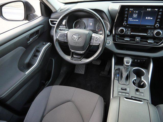 used 2021 Toyota Highlander car, priced at $31,000