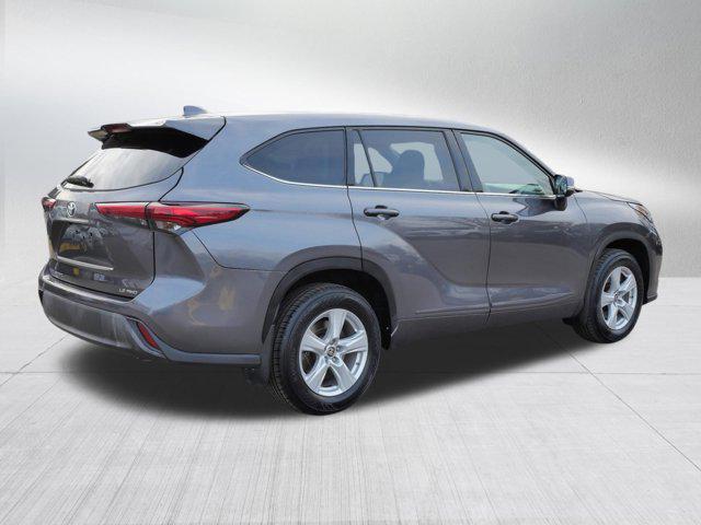 used 2021 Toyota Highlander car, priced at $31,000