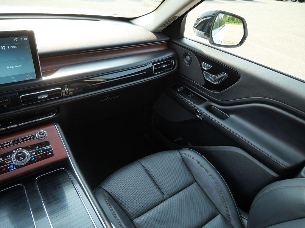 used 2022 Lincoln Aviator car, priced at $38,985