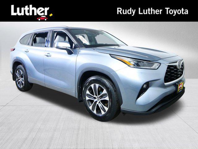 used 2021 Toyota Highlander car, priced at $28,990
