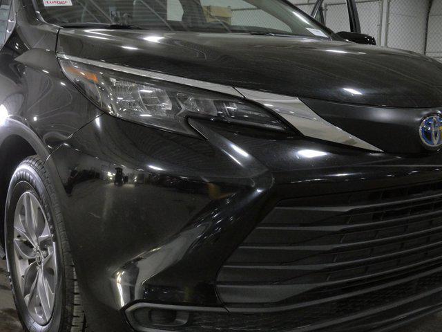 used 2025 Toyota Sienna car, priced at $39,485