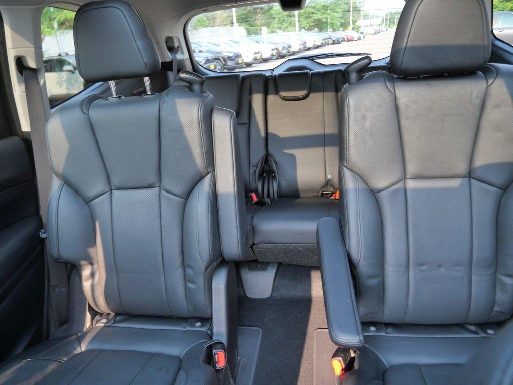 used 2025 Subaru Ascent car, priced at $40,985