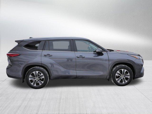 used 2020 Toyota Highlander car, priced at $19,485