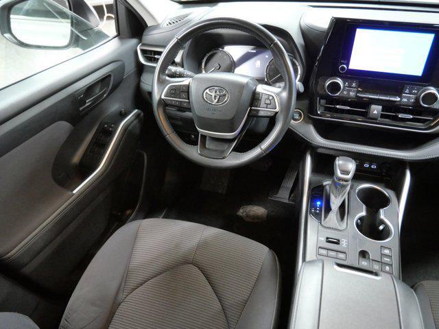 used 2024 Toyota Highlander car, priced at $32,895