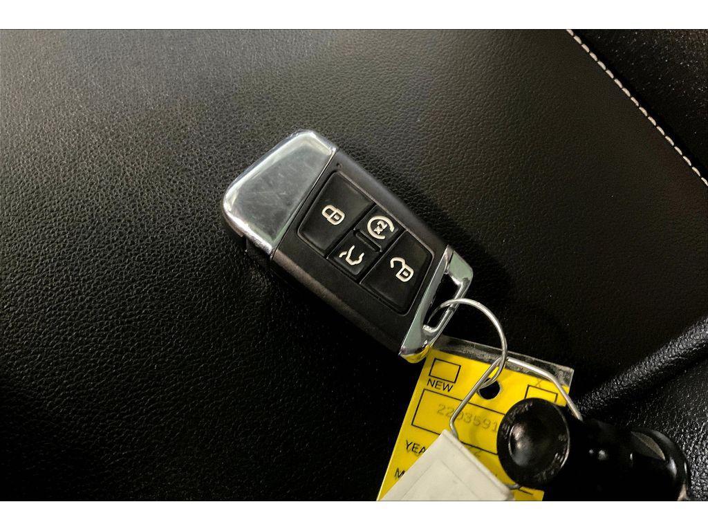 used 2022 Volkswagen Atlas car, priced at $36,495