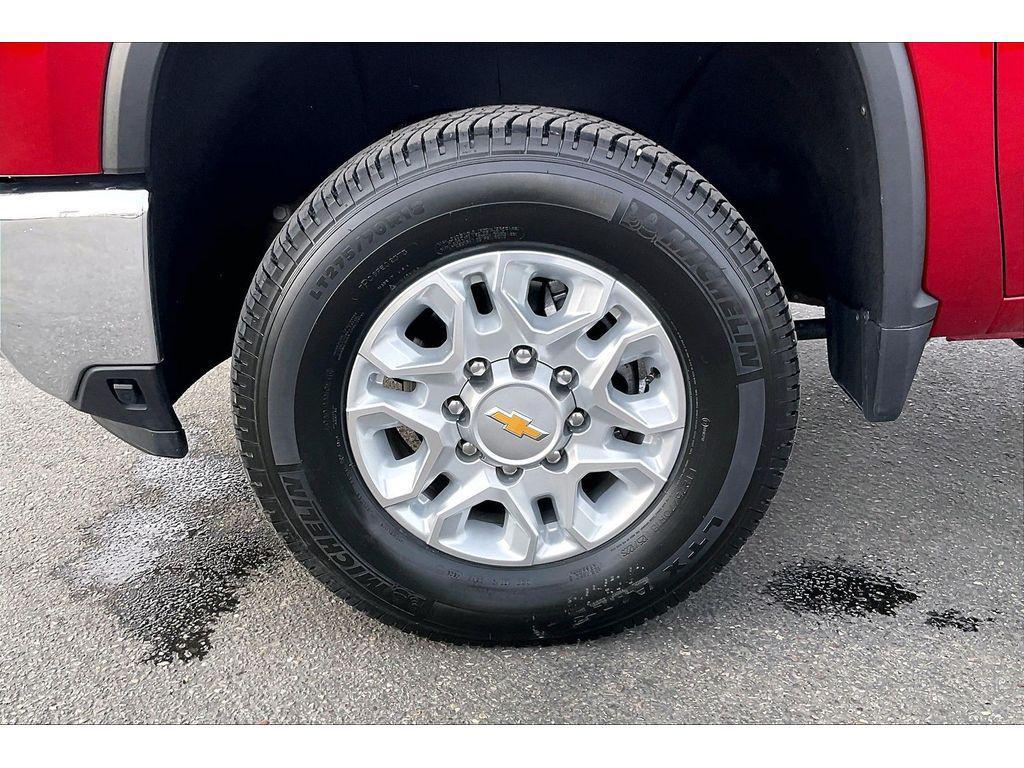 used 2025 Chevrolet Silverado 3500 car, priced at $61,995