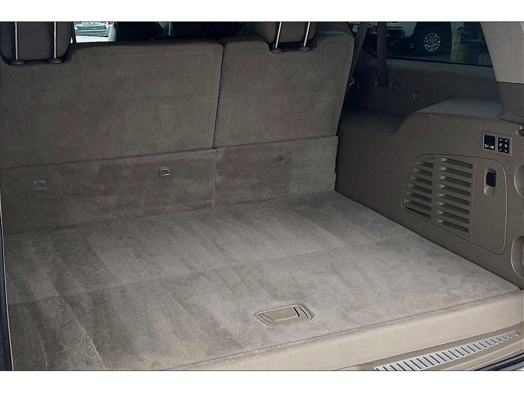 used 2016 Chevrolet Suburban car