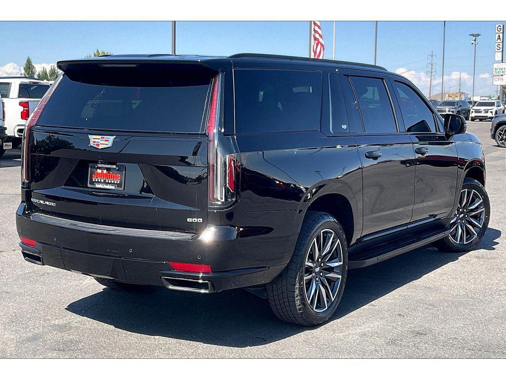 used 2022 Cadillac Escalade ESV car, priced at $72,095