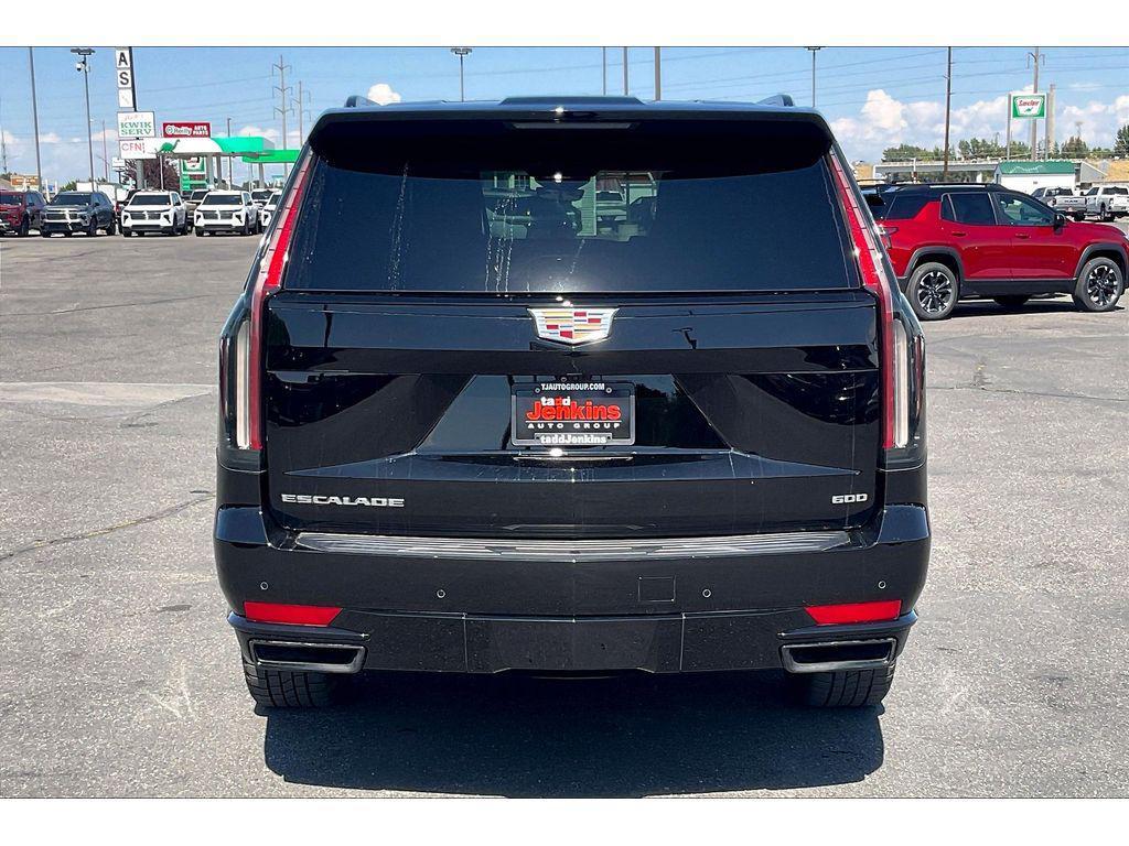 used 2022 Cadillac Escalade ESV car, priced at $72,095