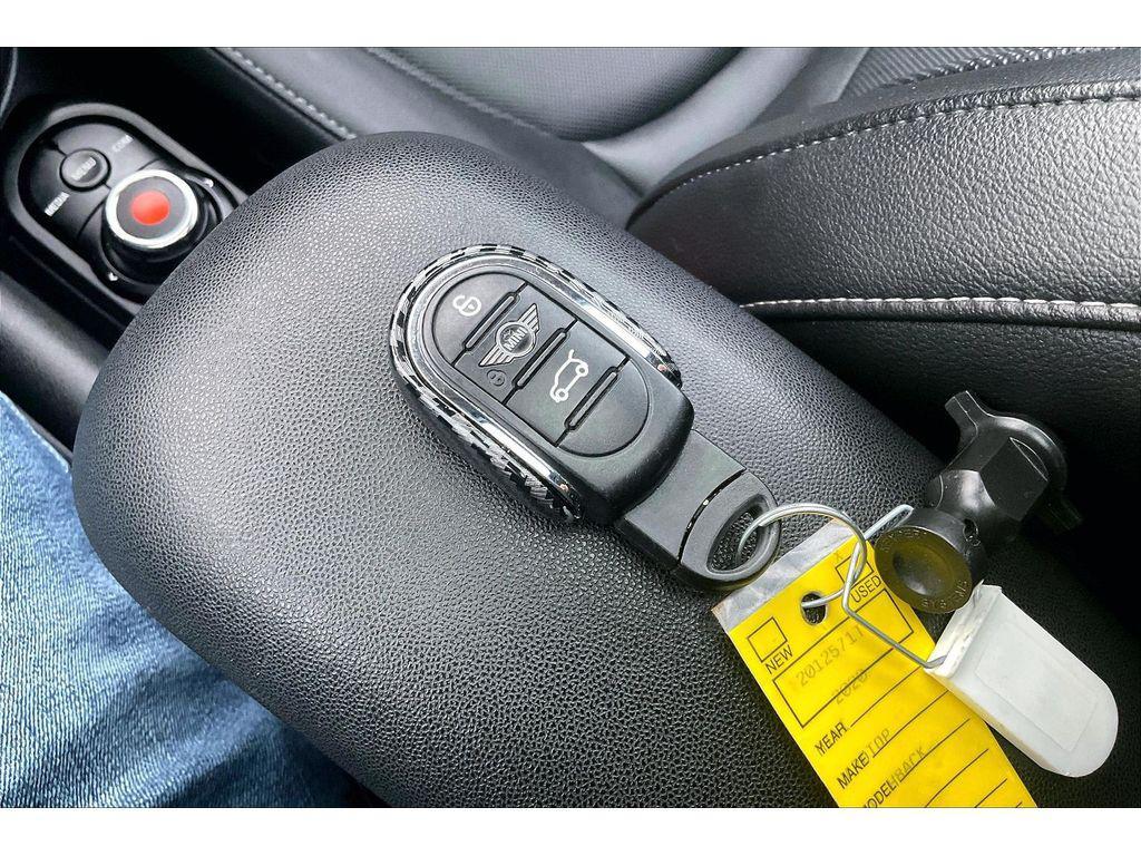 used 2020 MINI Hardtop car, priced at $16,495