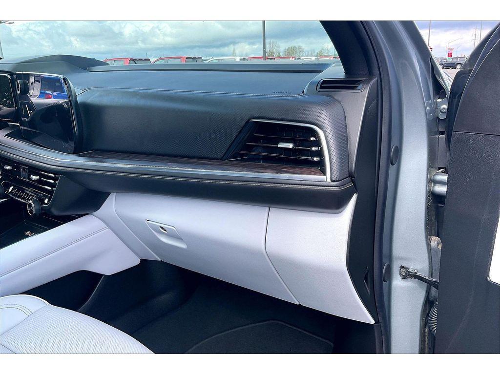 used 2025 Chevrolet Tahoe car, priced at $79,995