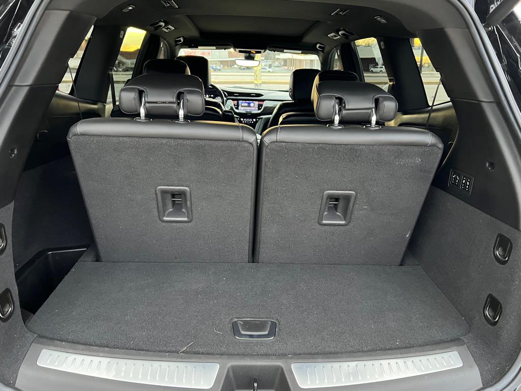 used 2022 Cadillac XT6 car, priced at $27,995