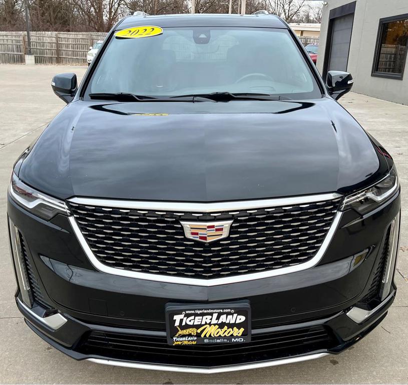 used 2022 Cadillac XT6 car, priced at $27,995