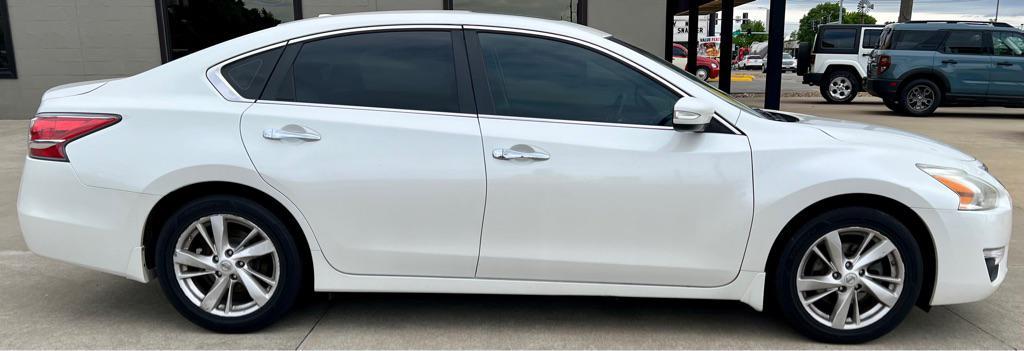 used 2014 Nissan Altima car, priced at $10,995