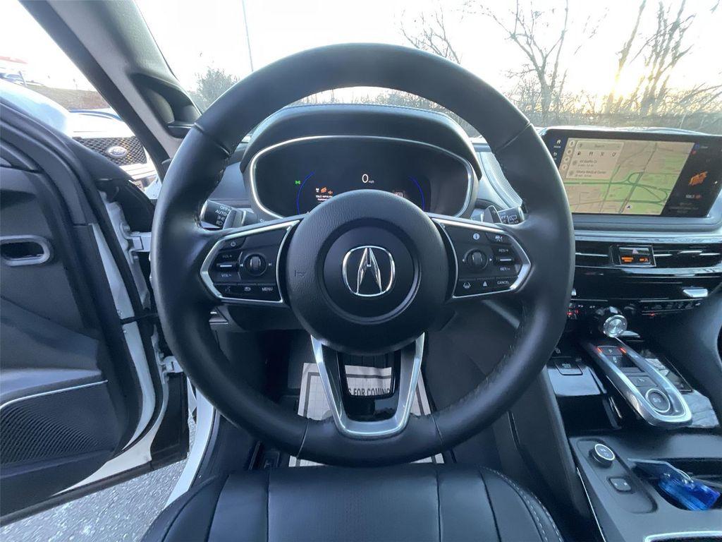 used 2025 Acura MDX car, priced at $51,000