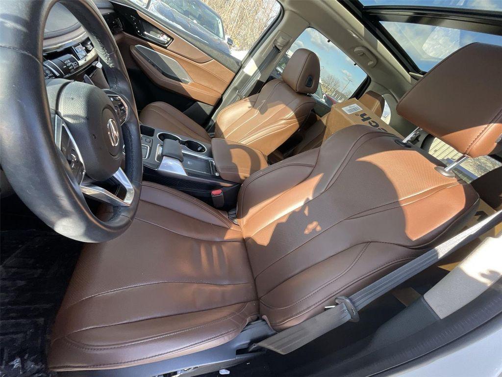 used 2024 Acura MDX car, priced at $38,000