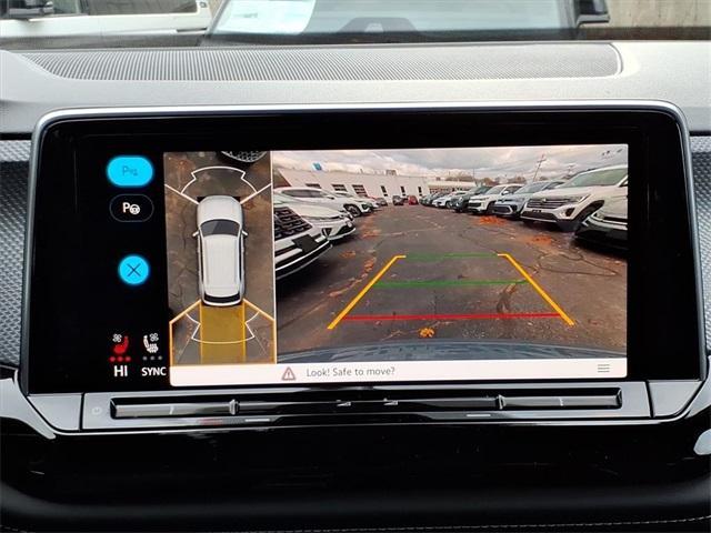 new 2026 Volkswagen Atlas Cross Sport car, priced at $52,446