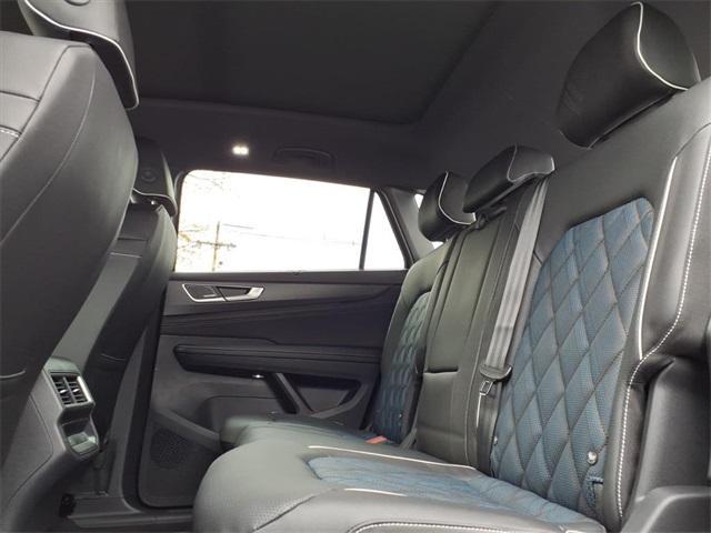 new 2026 Volkswagen Atlas Cross Sport car, priced at $52,446