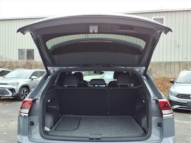 new 2026 Volkswagen Atlas Cross Sport car, priced at $52,446