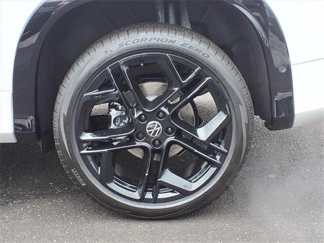 new 2026 Volkswagen Tiguan car, priced at $39,358