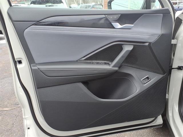 new 2026 Volkswagen Tiguan car, priced at $39,358