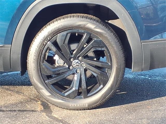 used 2023 Volkswagen Atlas car, priced at $26,411