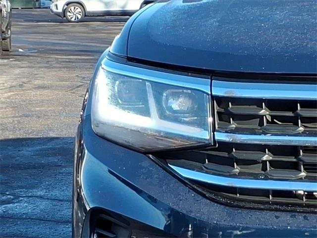 used 2023 Volkswagen Atlas car, priced at $26,411