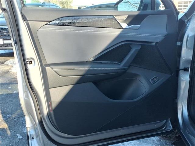 used 2025 Volkswagen Tiguan car, priced at $31,999