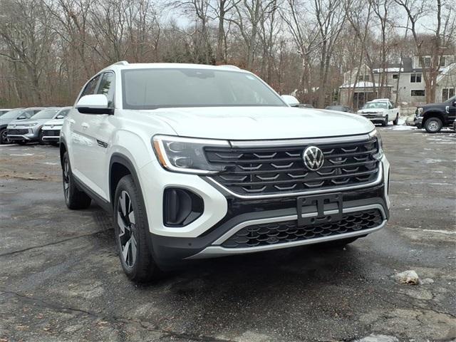new 2026 Volkswagen Atlas Cross Sport car, priced at $47,802