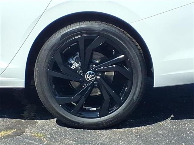 new 2025 Volkswagen Jetta car, priced at $24,669