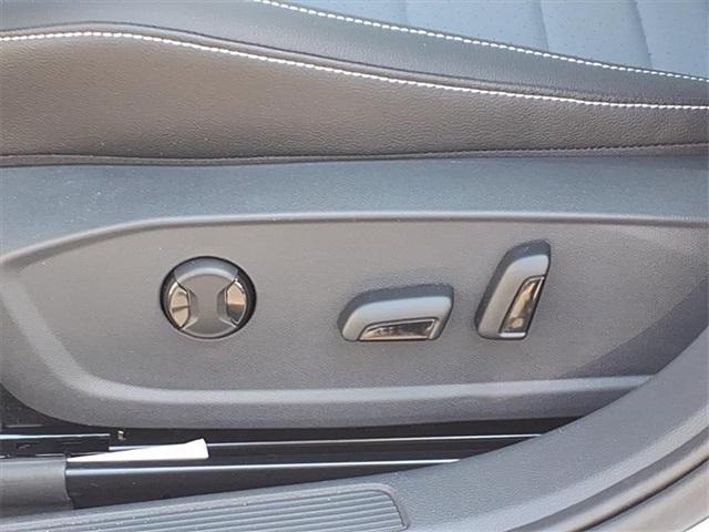 new 2025 Volkswagen Jetta car, priced at $24,669