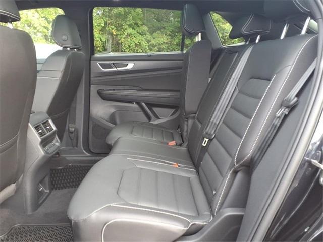 new 2026 Volkswagen Atlas Cross Sport car, priced at $49,089