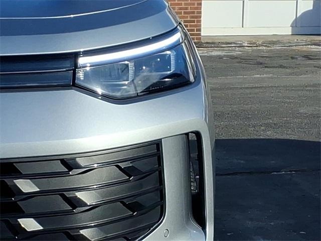 used 2025 Volkswagen Tiguan car, priced at $31,999