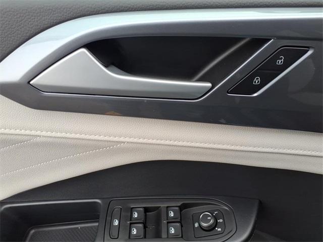 new 2026 Volkswagen Taos car, priced at $36,981