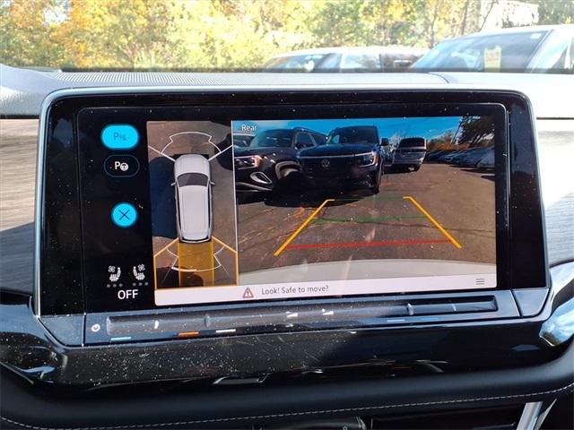 new 2026 Volkswagen Atlas car, priced at $53,352