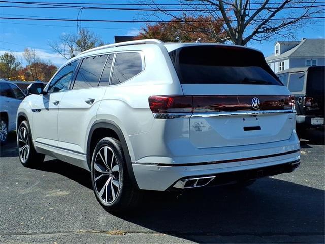 new 2026 Volkswagen Atlas car, priced at $53,352